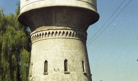 "Wieża ciśnień", Jelenia Góra, 4.09.199. Fot. J. Szeliga. Numer inwentarzowy:...